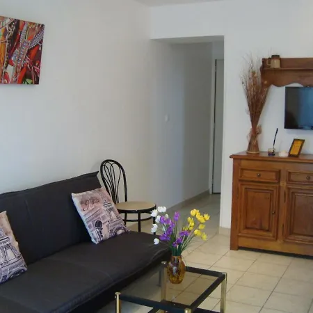 Prázdninový dům Gite Bazuel, 2 Pieces, 2 Personnes - Fr-1-510-91